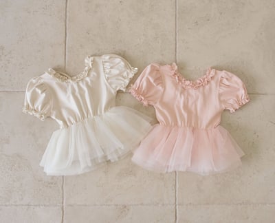 032707花邊造型上衣(兩色)1